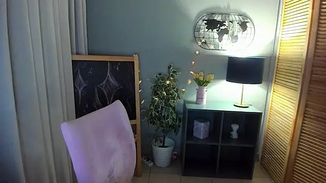 CamillaDreamer online show from April 4, 2026, 3:09 pm