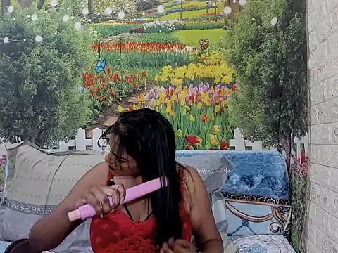 indianswtbella online show from October 17, 2025, 4:37 am