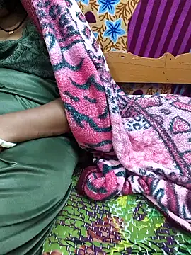 Desi Lilly01 online show from November 27, 2025, 7:27 pm