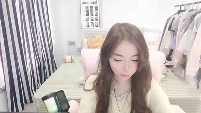 Gardenia-222 online show from October 12, 2025, 6:23 am