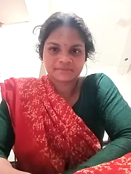 Snapshot of SHMA-77 chatting on November 12, 2025, 5:13 pm SHMA-77 online show from November 12, 2025, 5:13 pm