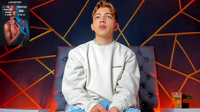 Lian Miller1  online show from January 13, 2026, 12:32 pm