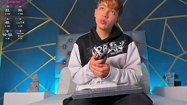 Snapshot of Lian_Miller1_ chatting on February 24, 2026, 12:14 pm Lian Miller1 online show from February 24, 2026, 12:14 pm