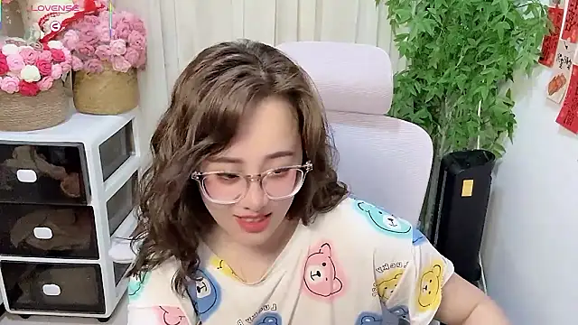 NEWONETO online show from May 16, 2026, 12:51 am