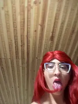 NICOLLE  12 online show from November 21, 2025, 2:05 pm