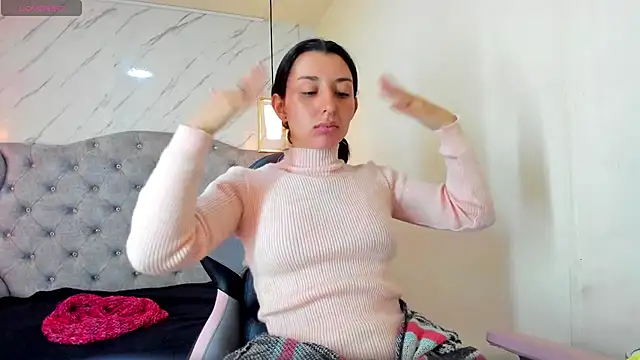 Iris  77 online show from October 14, 2025, 6:20 pm