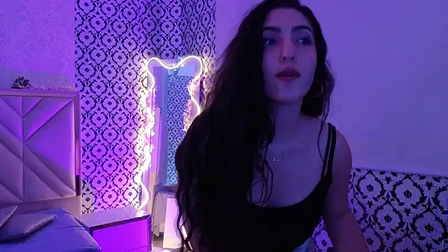 Ixchel tay online show from February 3, 2026, 3:15 am