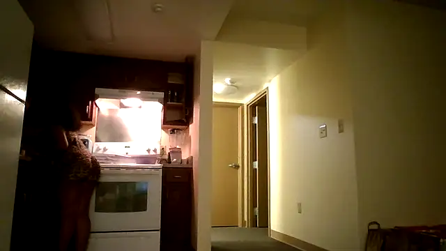 bellacagyal online show from October 12, 2025, 2:43 am