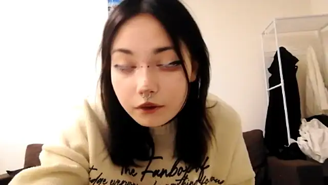 Beeping Creature online show from October 7, 2025, 3:42 pm