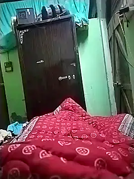 RED Queen 6 online show from October 12, 2025, 6:07 pm