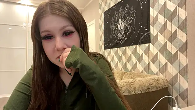 RebelKitsune online show from October 7, 2025, 4:53 am