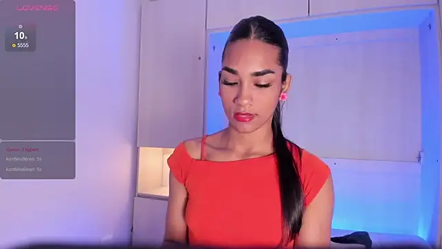 AnahiCollins online show from February 4, 2026, 11:38 am