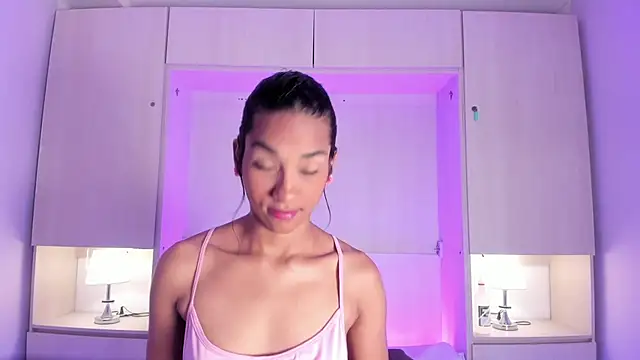 Snapshot of AnahiCollins chatting on April 29, 2026, 11:36 am AnahiCollins online show from April 29, 2026, 11:36 am