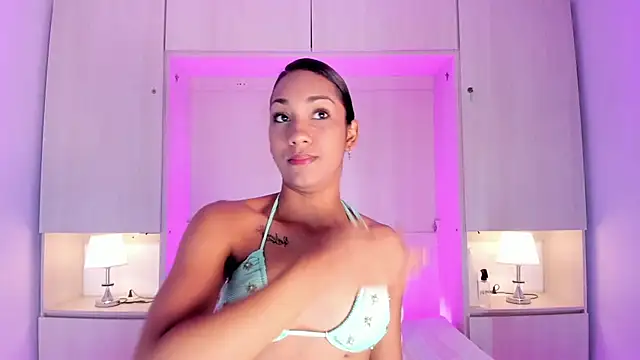 Snapshot of AnahiCollins chatting on June 6, 2026, 11:59 am AnahiCollins online show from June 6, 2026, 11:59 am