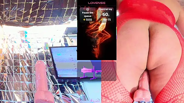 dakotamilf  hot online show from November 1, 2025, 1:24 pm