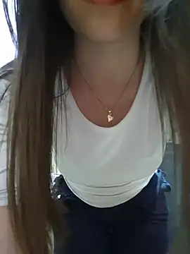 EmmaValencia  online show from March 7, 2026, 11:02 pm