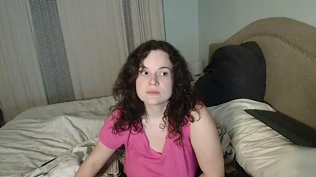 ClaireZX online show from October 25, 2025, 4:53 am