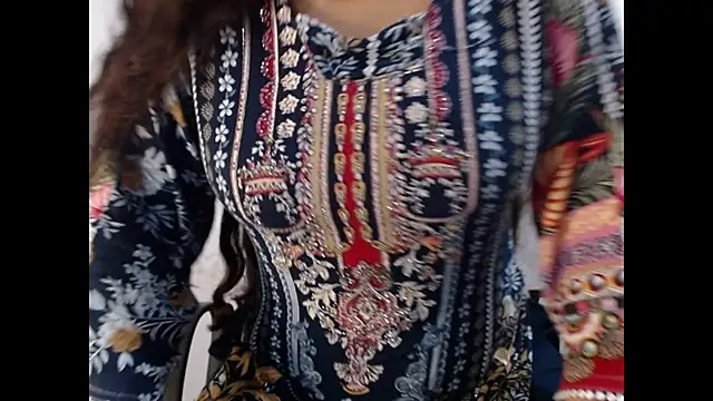 sexy yuvi online show from October 1, 2025, 4:40 am