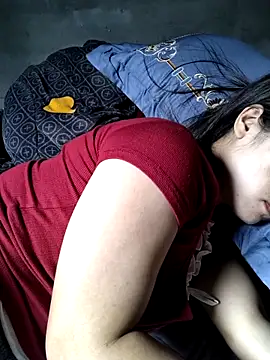 Snapshot of Suna-ny chatting on February 17, 2026, 5:48 am Suna-ny online show from February 17, 2026, 5:48 am