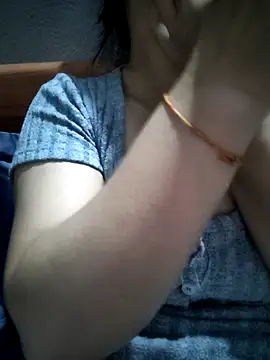 Snapshot of Suna-ny chatting on March 9, 2026, 3:32 am Suna-ny online show from March 9, 2026, 3:32 am