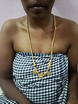 Snapshot of Tamil_Monika chatting on April 20, 2026, 8:06 am Tamil Monika online show from April 20, 2026, 8:06 am
