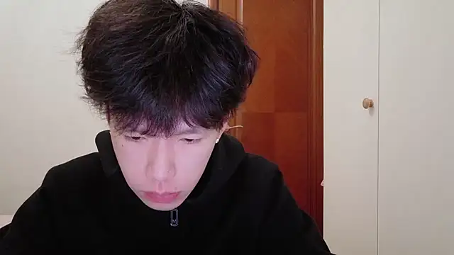 hangzi-0011 online show from November 18, 2025, 10:41 am