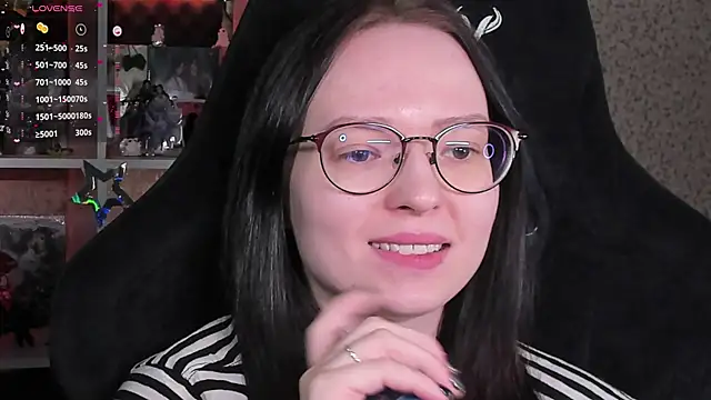 power robynn online show from April 18, 2026, 2:10 pm