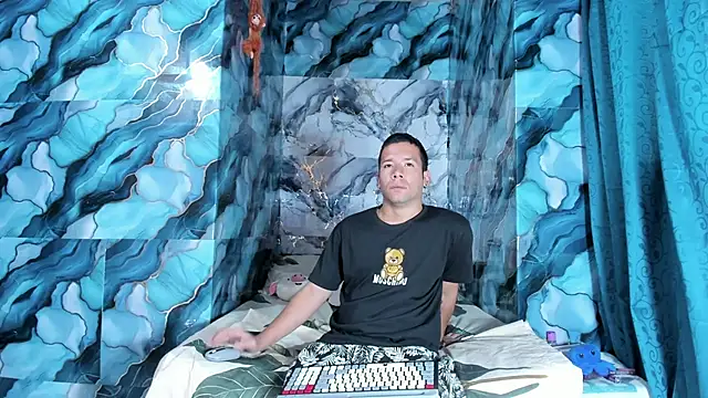 celesteyorucso1 online show from October 8, 2025, 9:01 pm