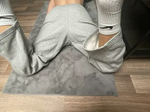 cuteboy19xxx online show from October 24, 2025, 3:08 pm