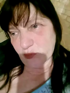 Apeesynka55211 online show from February 7, 2026, 8:23 pm