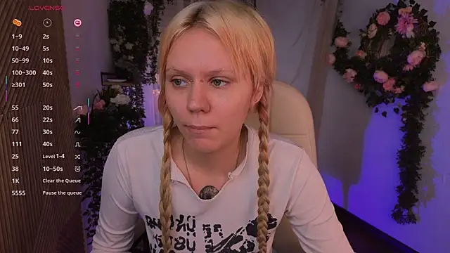 kitten murray  online show from November 9, 2025, 5:28 am