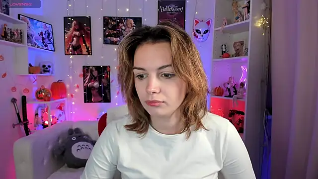 VioletteRose online show from October 12, 2025, 5:56 pm
