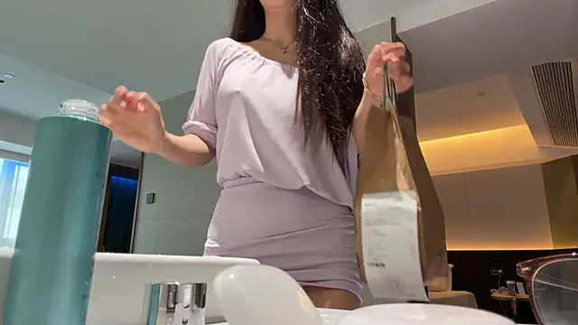 xiaowan x online show from March 25, 2026, 3:34 am