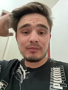 Snapshot of vvUMvv chatting on April 15, 2026, 2:40 am vvUMvv online show from April 15, 2026, 2:40 am