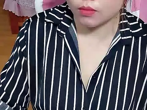 Snapshot of Sunna104 chatting on February 12, 2026, 11:16 am Sunna104 online show from February 12, 2026, 11:16 am