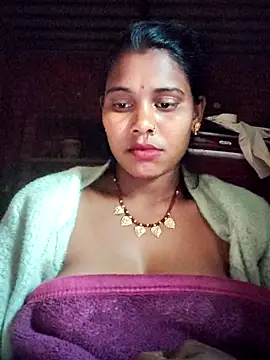 Katrina kaif143 online show from December 20, 2025, 10:55 am