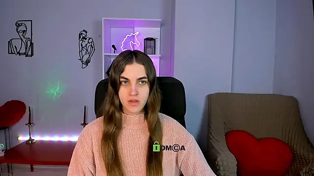 lina fox12 online show from December 5, 2025, 1:09 pm