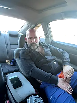 fuckadilf online show from December 3, 2025, 5:11 pm