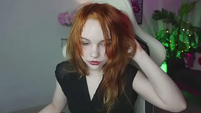 Snapshot of Staymonica chatting on February 11, 2026, 12:54 pm Staymonica online show from February 11, 2026, 12:54 pm