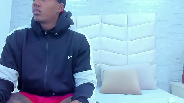 jax black online show from October 9, 2025, 8:29 pm