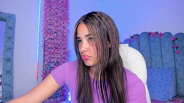 Camila Smith 23 online show from October 24, 2025, 1:13 am