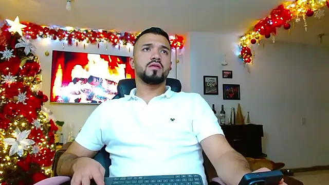 mathewv  online show from November 11, 2025, 4:45 am