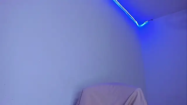 Lia0109 online show from December 4, 2025, 5:32 pm