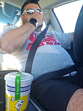 Roddog18 online show from February 8, 2026, 5:16 pm