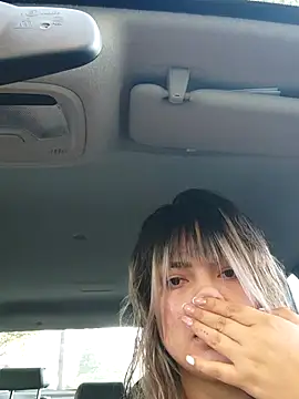 Zoe riivas online show from October 30, 2025, 11:22 am