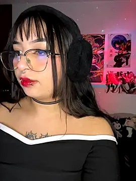 Hinatamoon  online show from October 10, 2025, 4:22 am