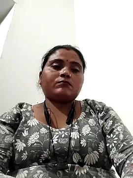 Snapshot of Monalisa22y chatting on October 24, 2025, 4:58 pm Monalisa22y online show from October 24, 2025, 4:58 pm