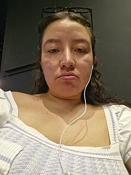 annyaparis online show from February 26, 2026, 7:24 pm