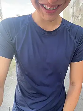 LiamMyst online show from April 19, 2026, 1:43 pm