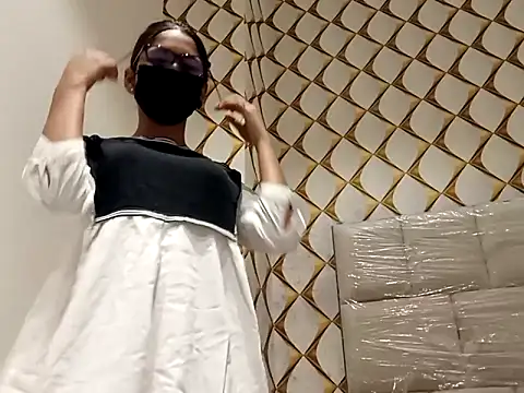 dubyzubygirl online show from October 5, 2025, 10:02 am